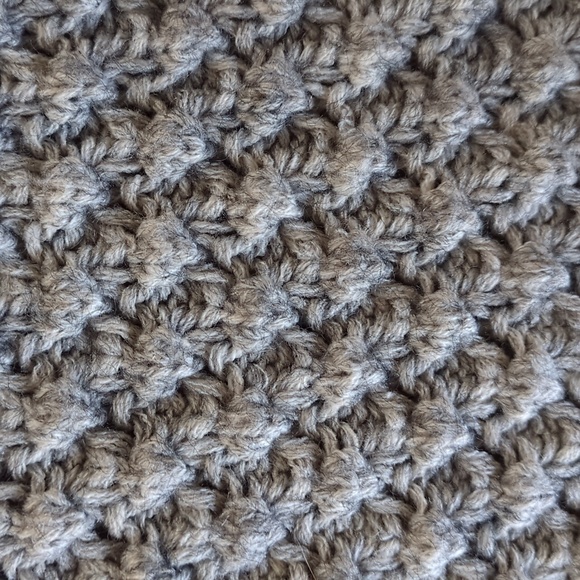 H&M gray knit sweater size small - Picture 3 of 8